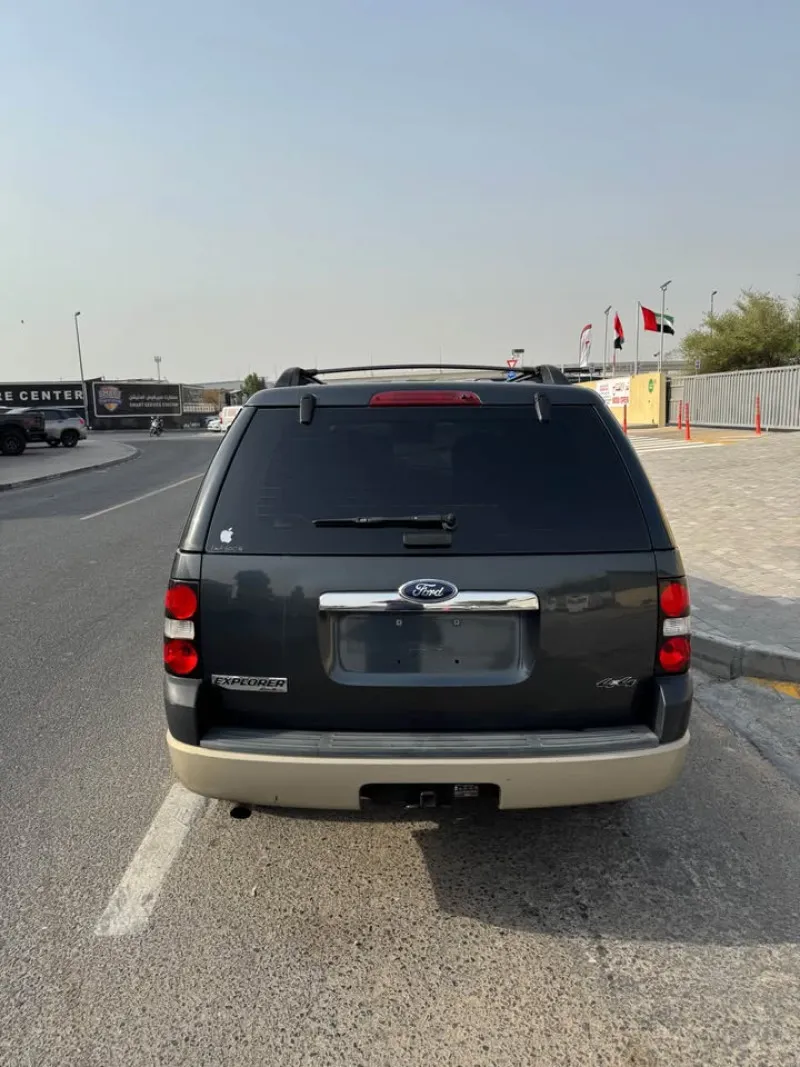 2010 Ford Explorer in Dubai