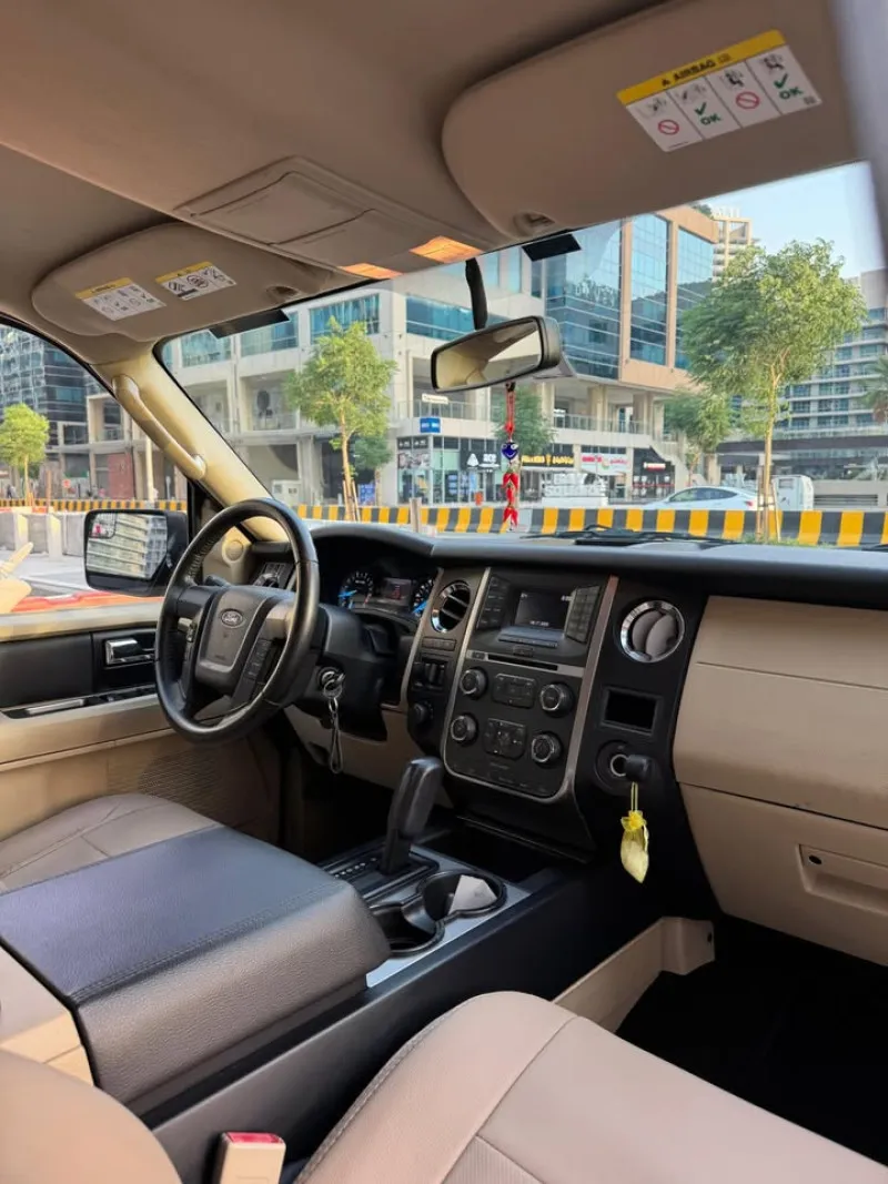 2017 Ford Expedition in Dubai