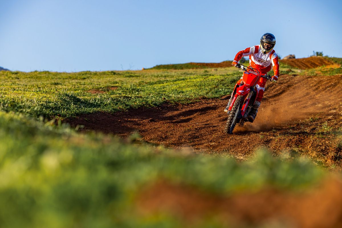 Honda Unveils 2025 CRF Dirt Bike Lineup Advanced Performance and New